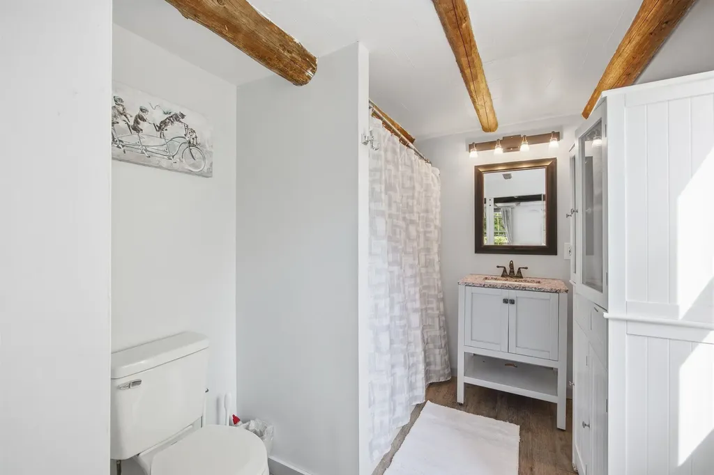 39 Town Farm Road Wilton NH 03086