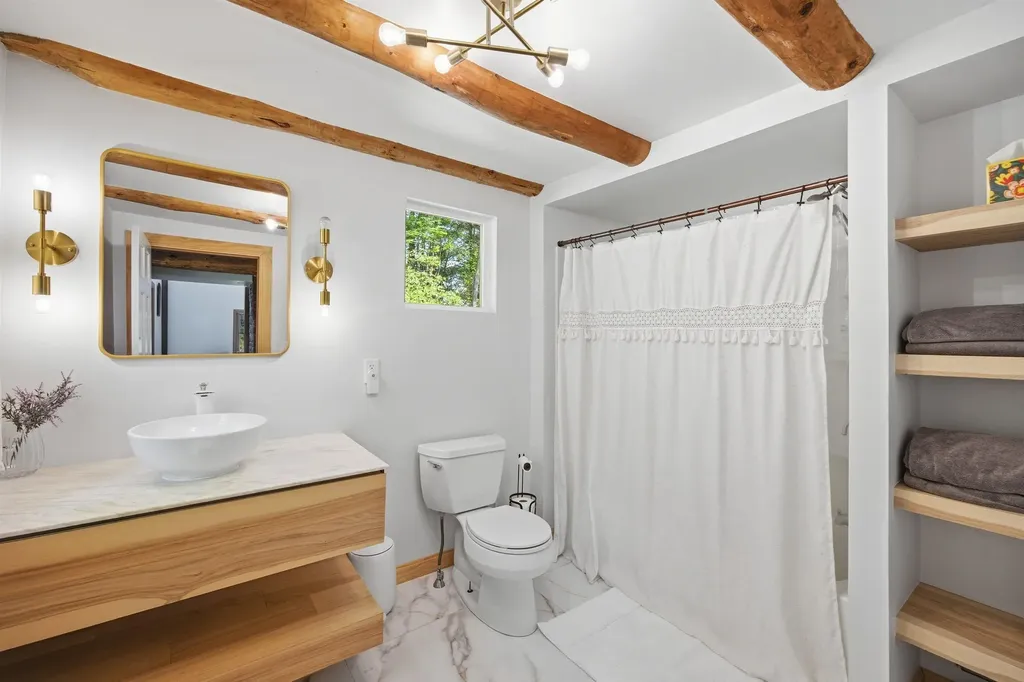 39 Town Farm Road Wilton NH 03086