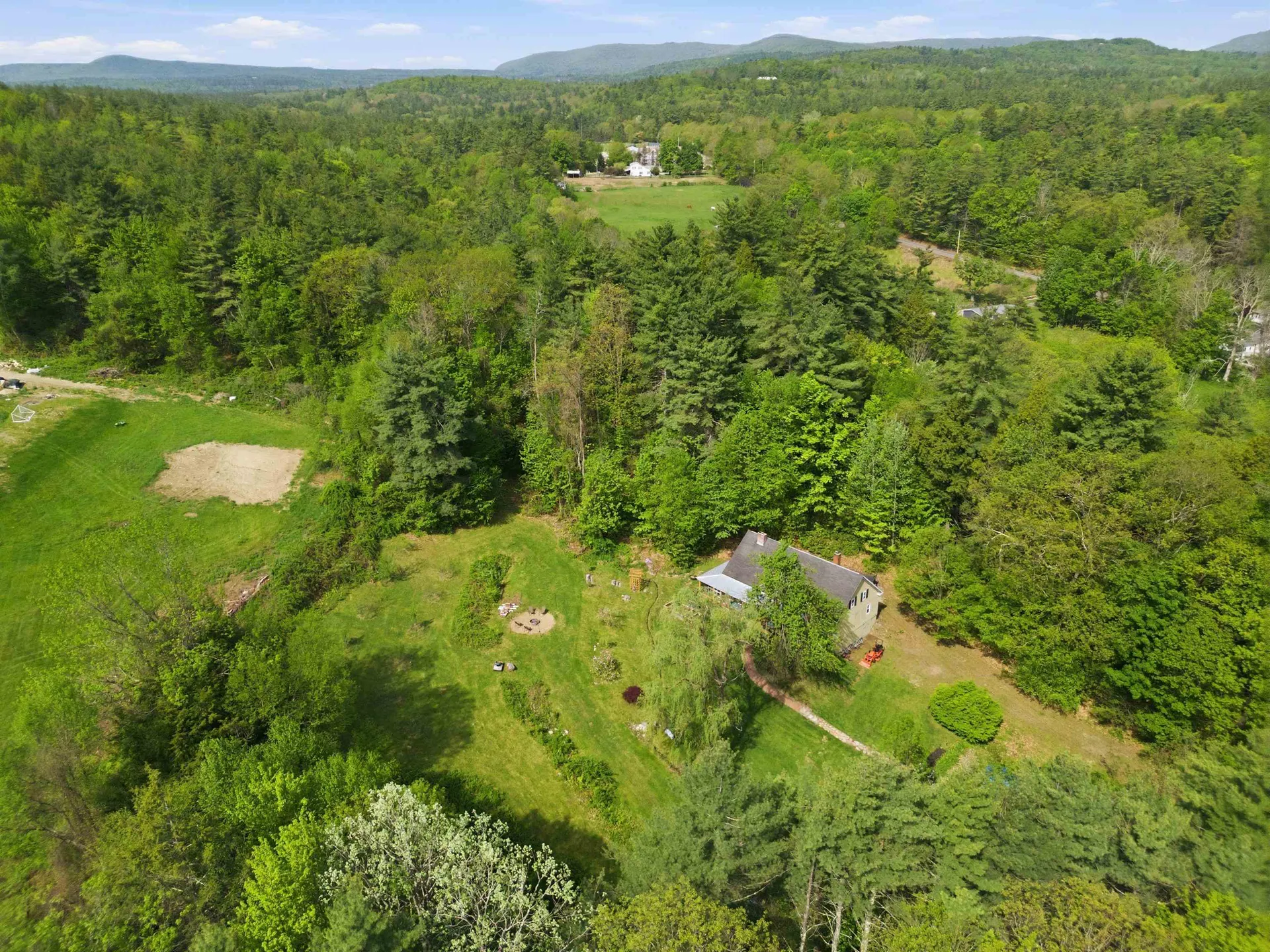 39 Town Farm Road Wilton NH 03086