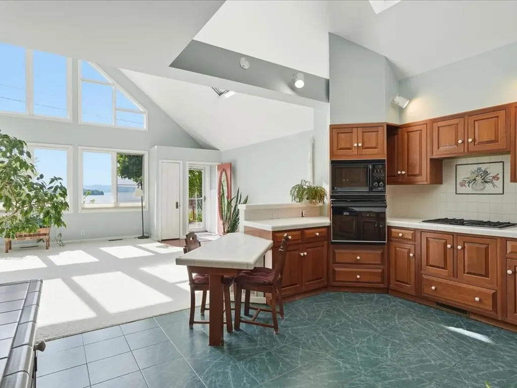 80 Central Avenue South Burlington VT 05403