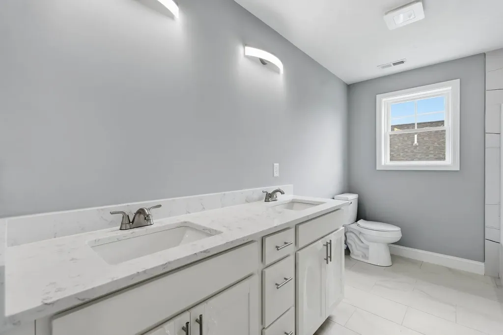 7 Buker Street Nashua NH 03064