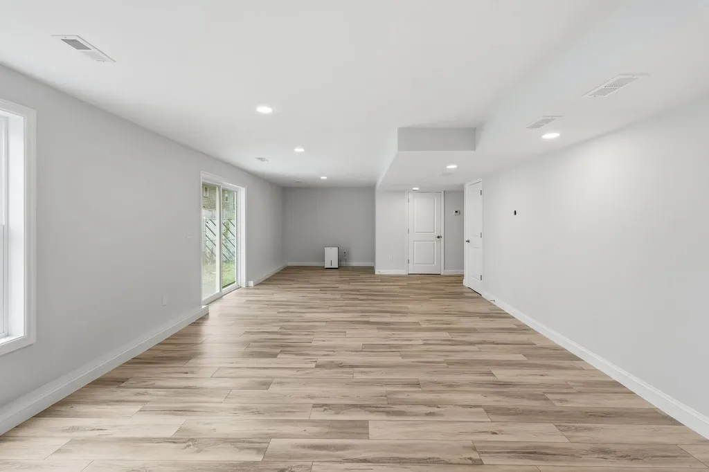 7 Buker Street Nashua NH 03064
