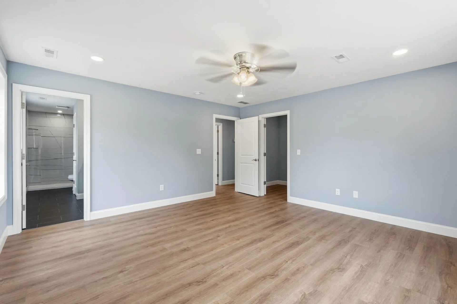 7 Buker Street Nashua NH 03064