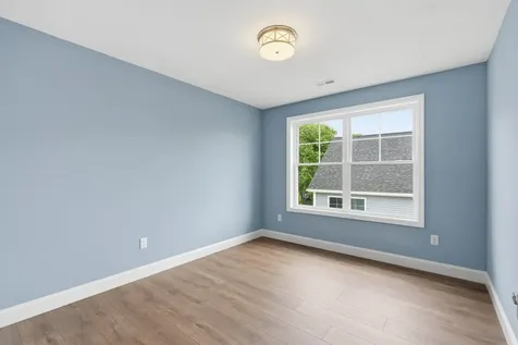7 Buker Street Nashua NH 03064