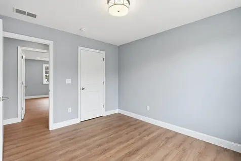 7 Buker Street Nashua NH 03064