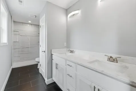 7 Buker Street Nashua NH 03064