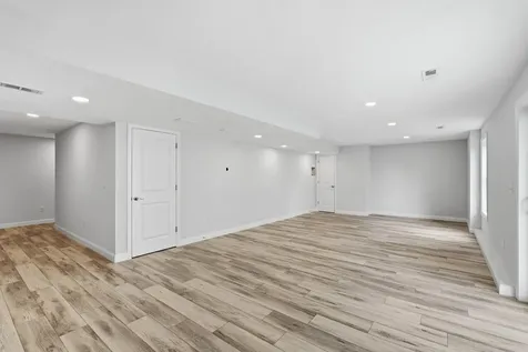 7 Buker Street Nashua NH 03064