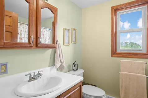 7303 Oak Hill Road Loudon NH 03307