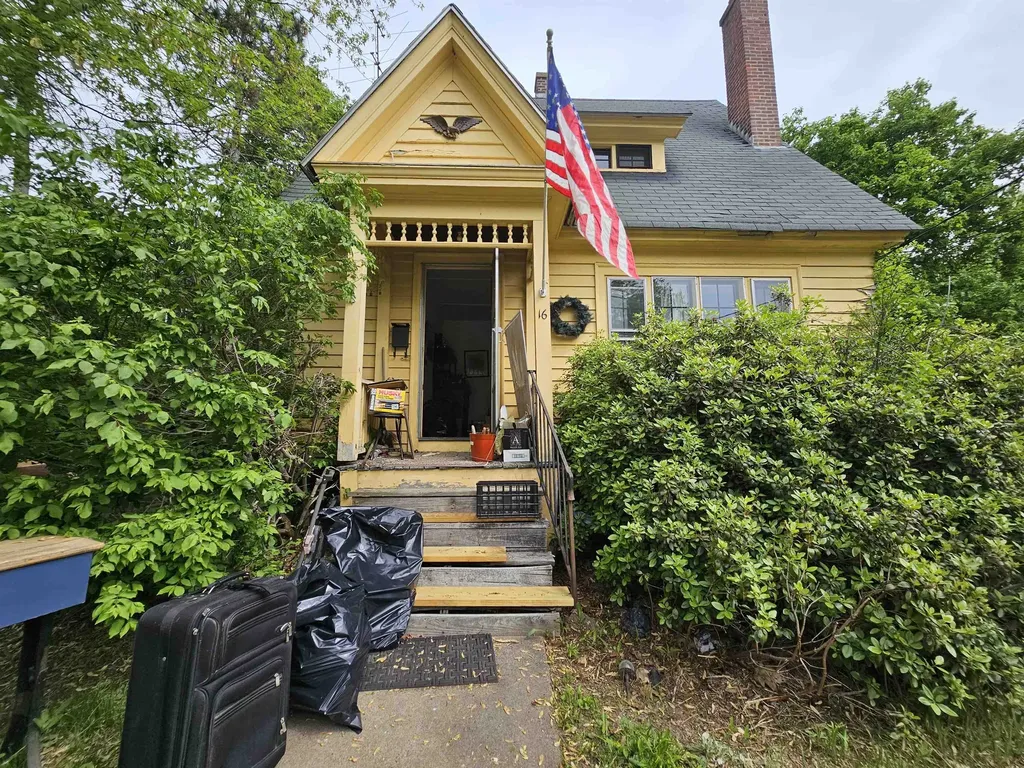 16 Palm Street Concord NH 03301