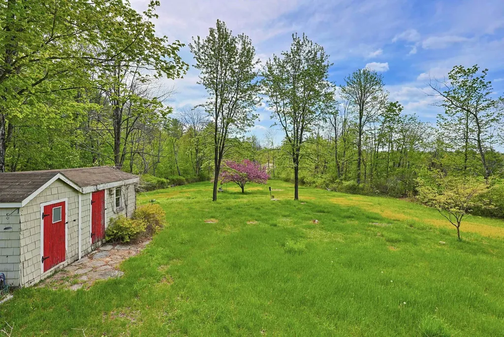 2354 Lovell Lake Road Wakefield NH 03872