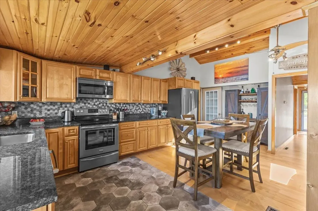 230 Lakewood Drive Swanton VT 05488