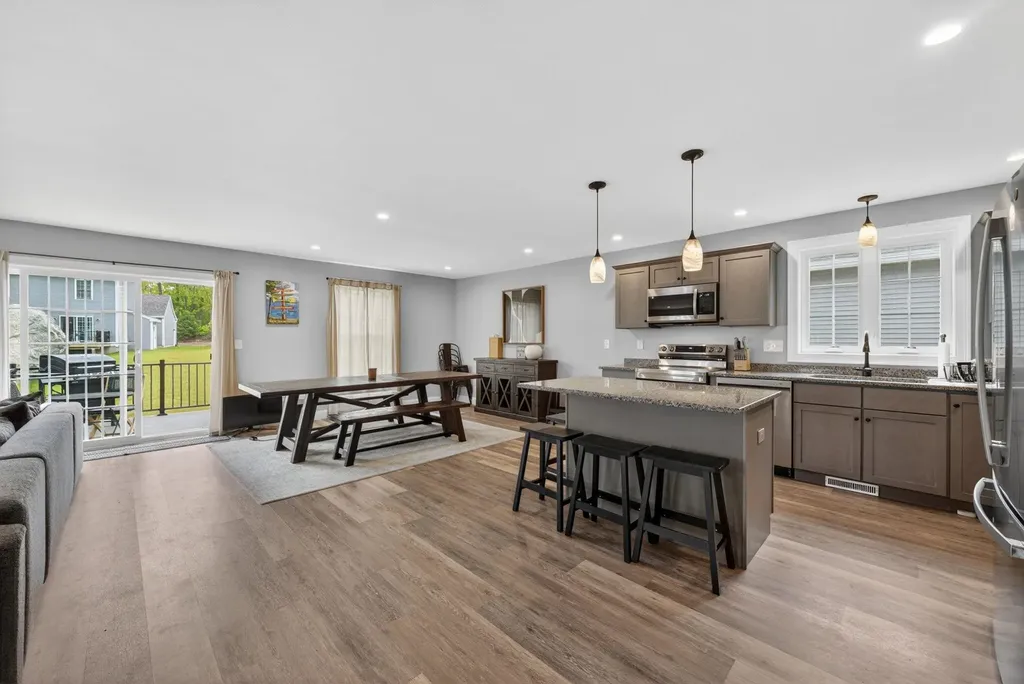 29 Skyview Lane Laconia NH 03246