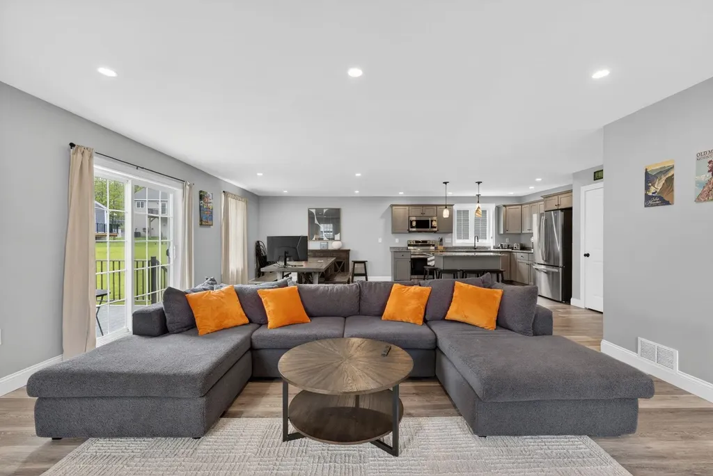 29 Skyview Lane Laconia NH 03246