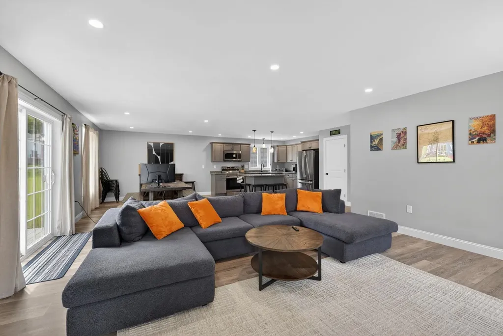 29 Skyview Lane Laconia NH 03246