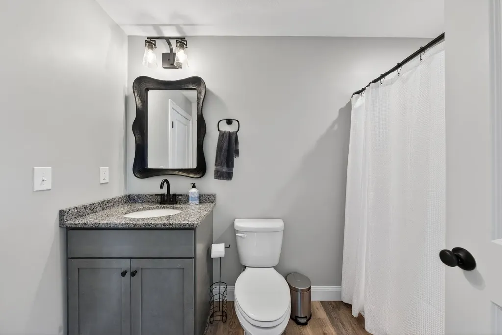 29 Skyview Lane Laconia NH 03246