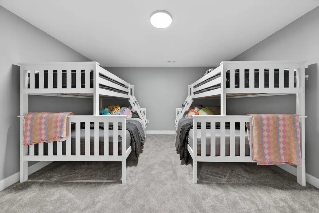 29 Skyview Lane Laconia NH 03246