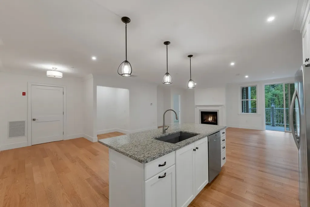 7 Willey Creek Road Exeter NH 03833