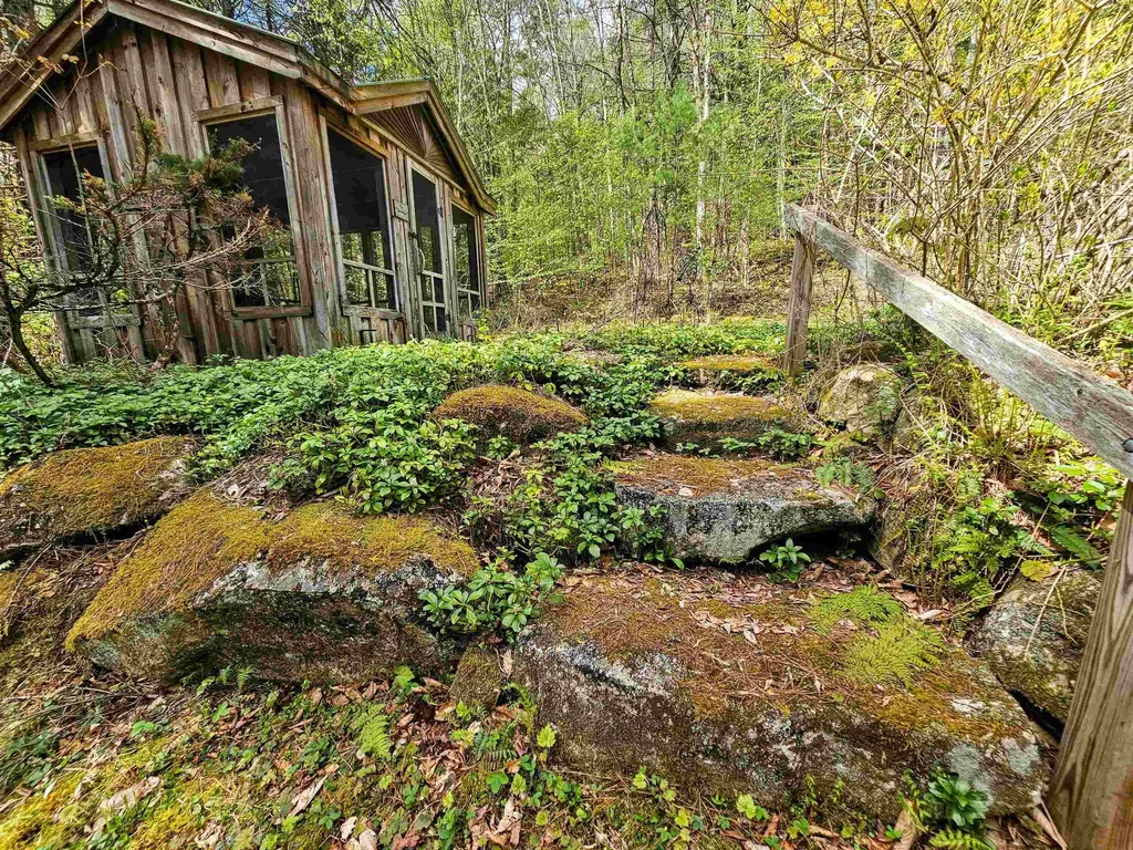 1905 Turkey Mountain Road Jamaica VT 05343