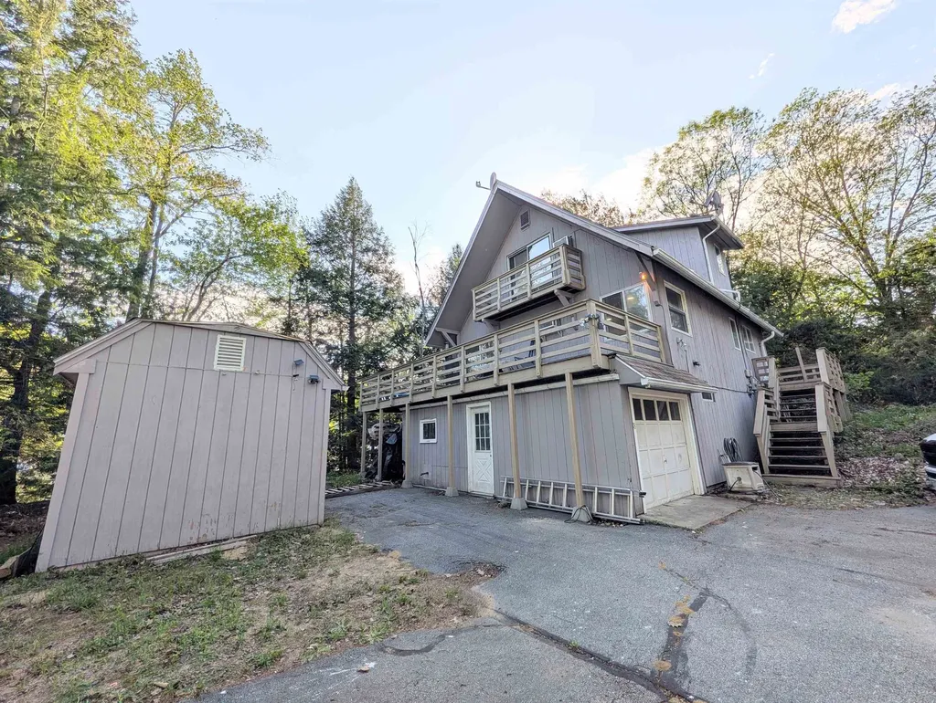 18 Marina Way Rindge NH 03461