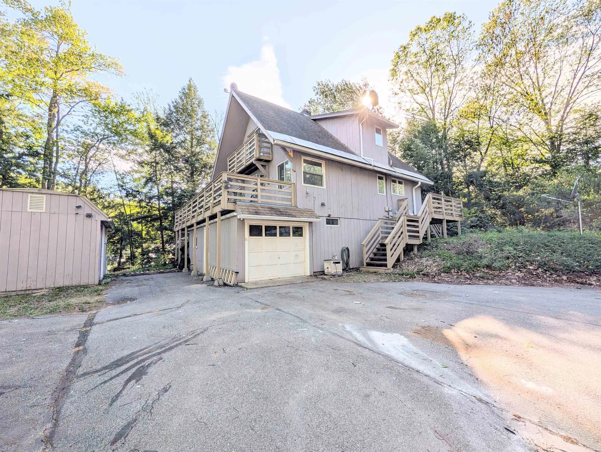 Rindge NH, 18 Marina Way