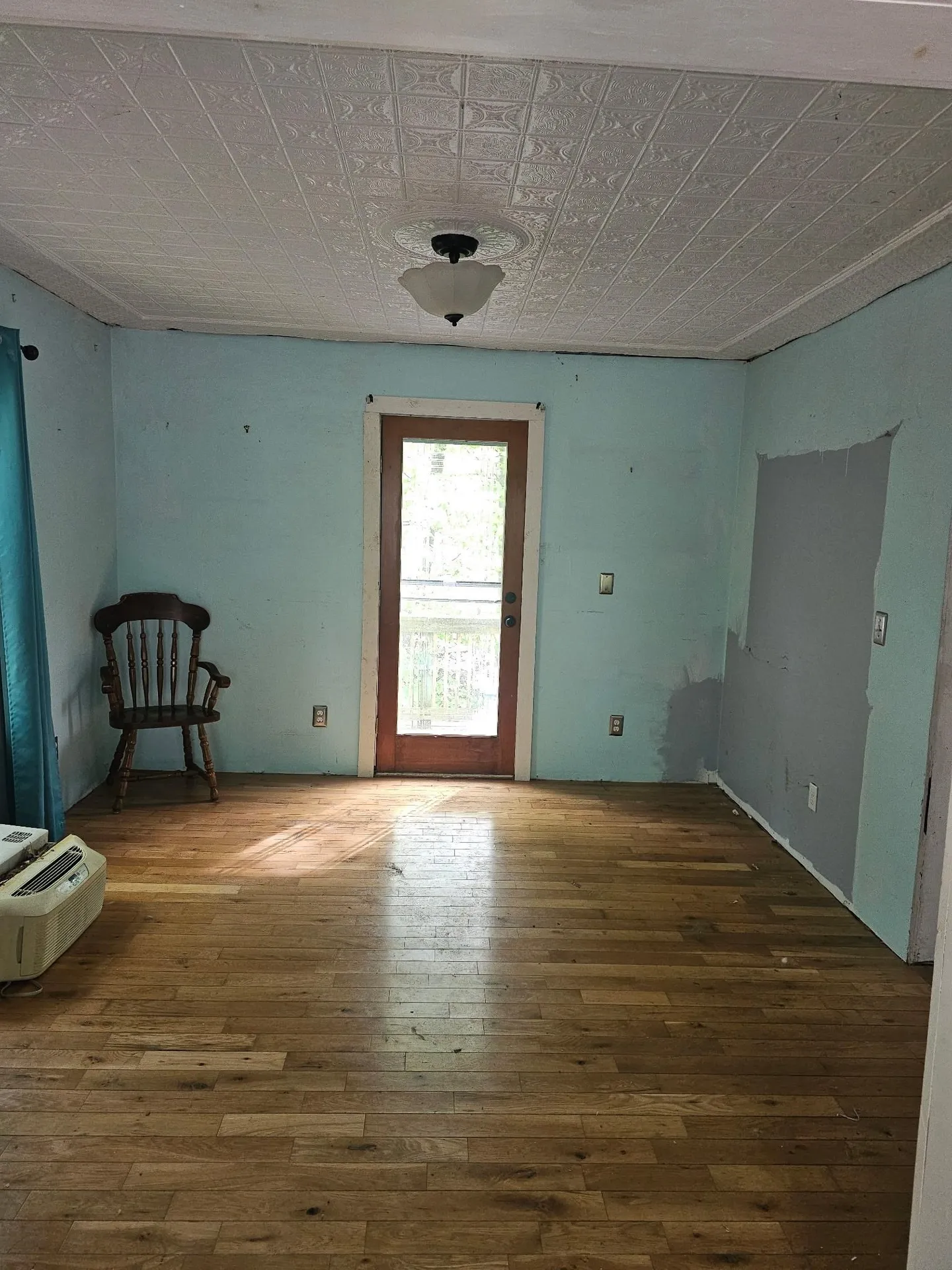 88 South Main Street Laconia NH 03246
