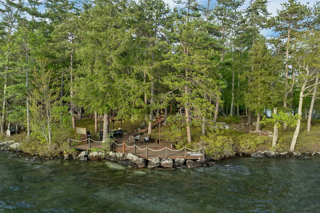 38 Mark Island Gilford NH 03249