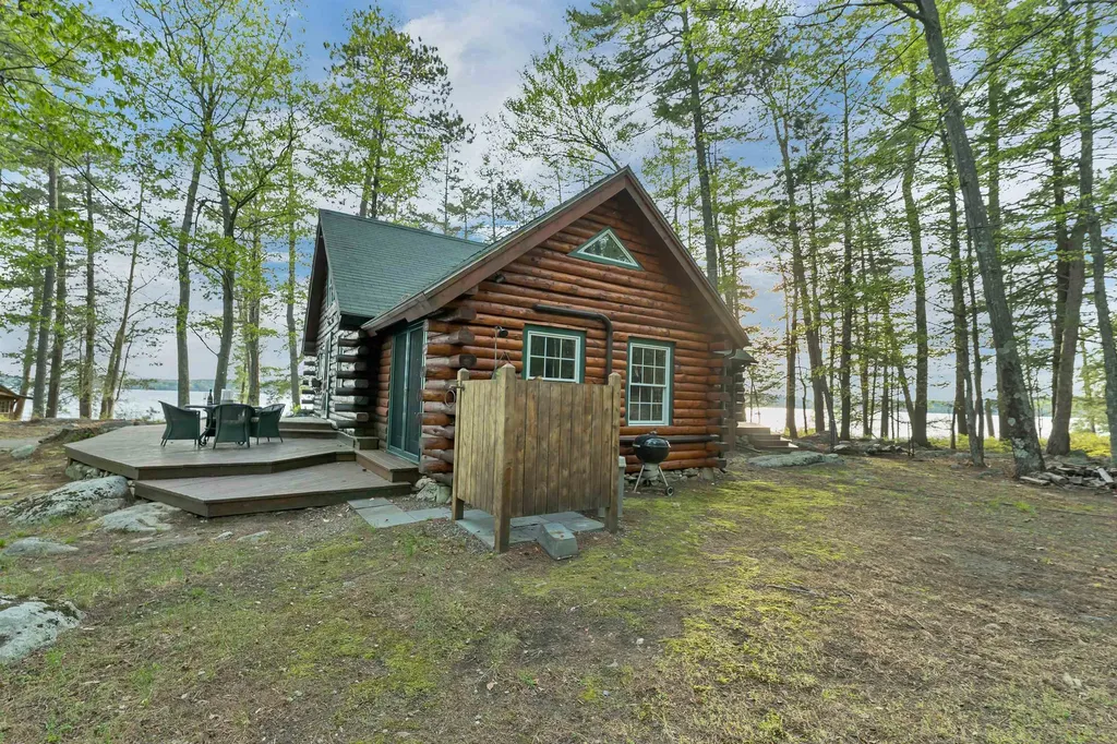 38 Mark Island Gilford NH 03249