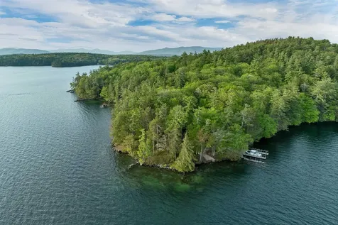 38 Mark Island Gilford NH 03249