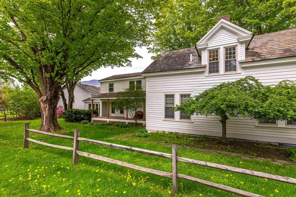 2677 30 Route Dorset VT 05251