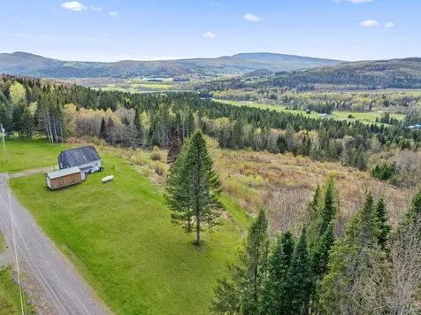 131 Daniel Beard Road Pittsburg NH 03592