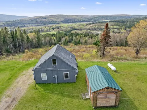 131 Daniel Beard Road Pittsburg NH 03592