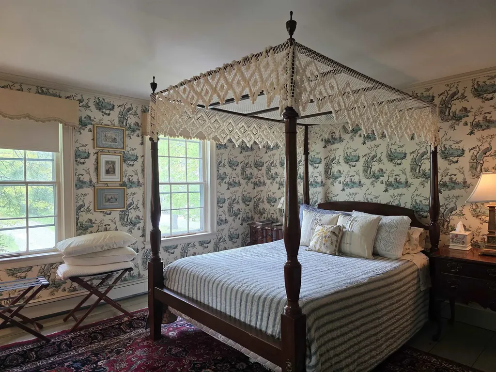 54 Main Street Grafton VT 05146