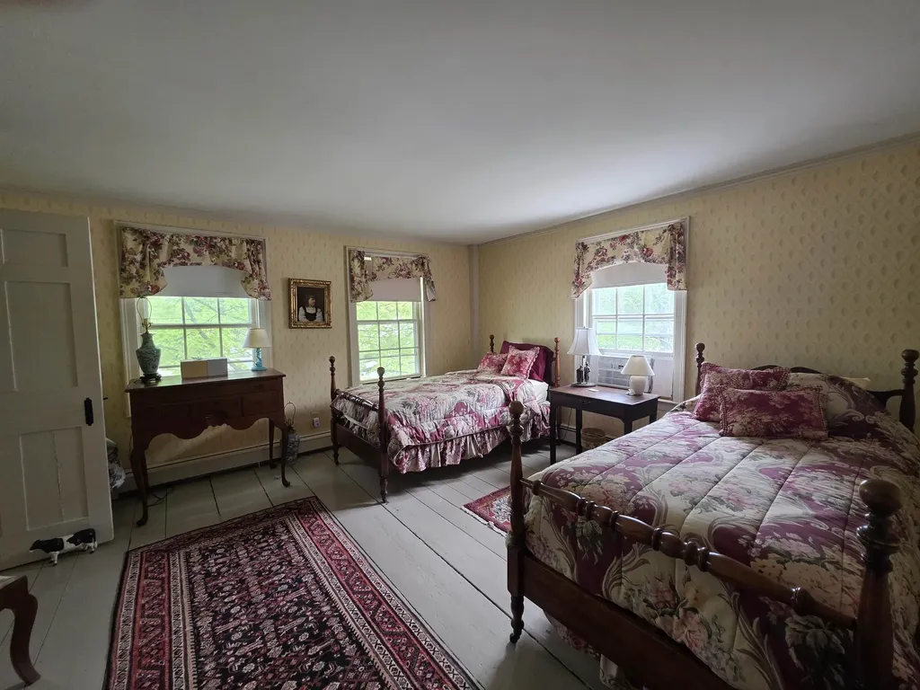 54 Main Street Grafton VT 05146