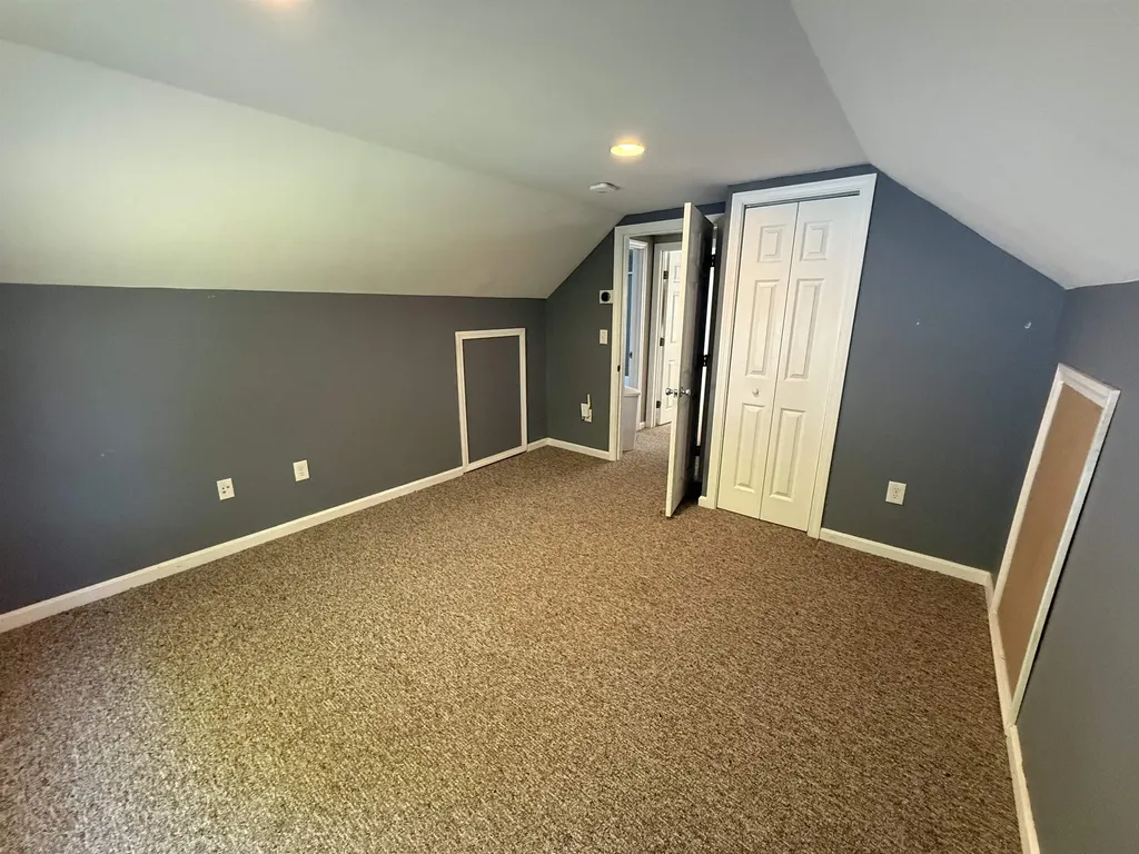 10 Vandette Avenue Dracut MA 01826