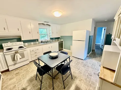 10 Vandette Avenue Dracut MA 01826