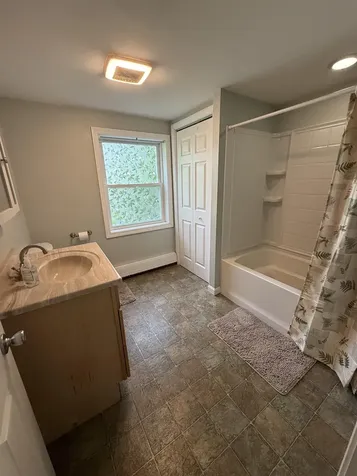 10 Vandette Avenue Dracut MA 01826
