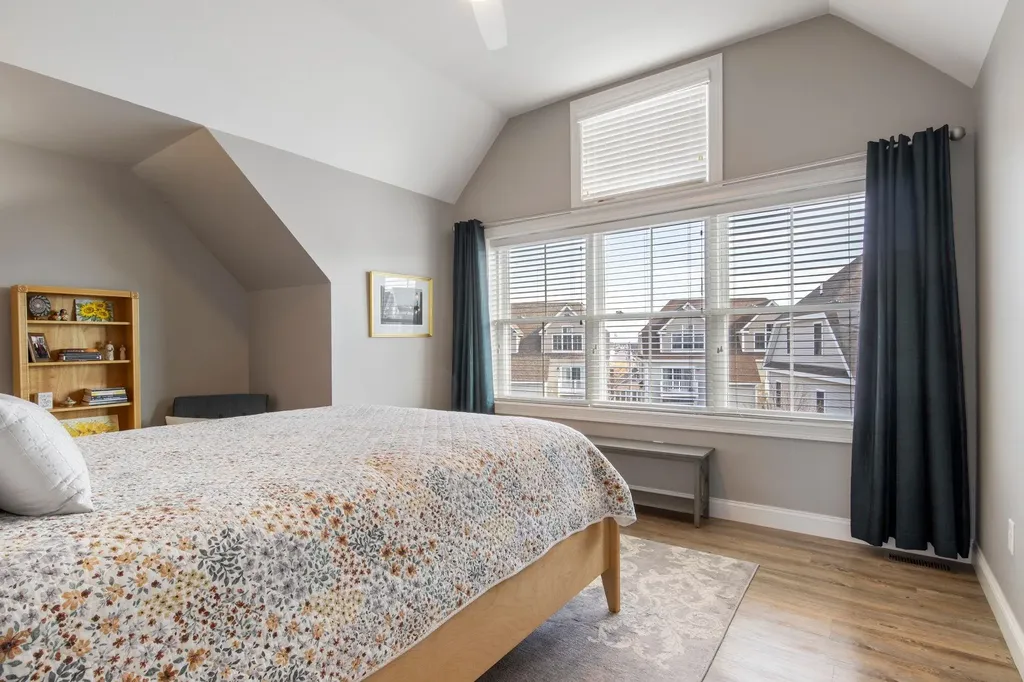 24 Harbor Road Hampton NH 03842