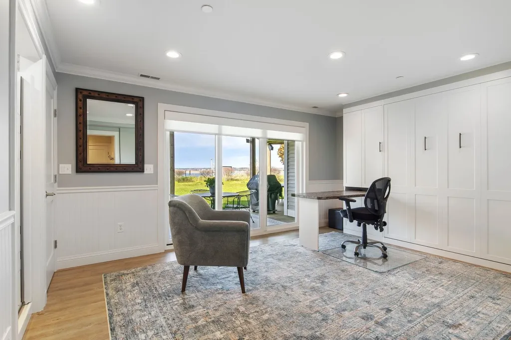 24 Harbor Road Hampton NH 03842