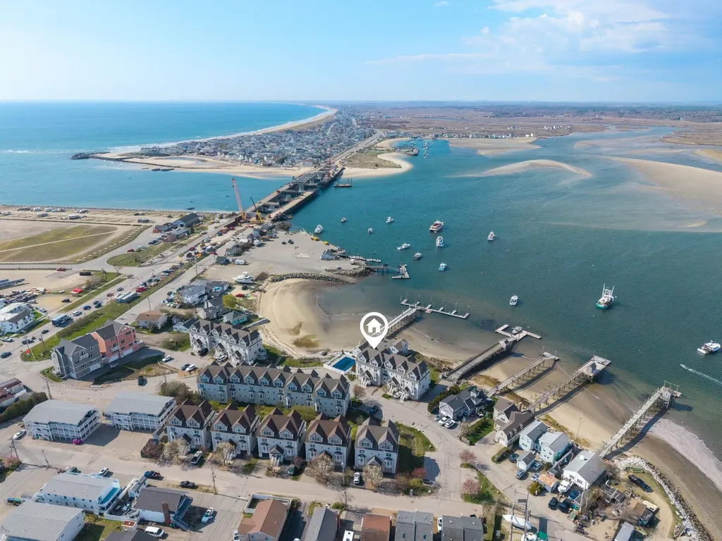 24 Harbor Road Hampton NH 03842