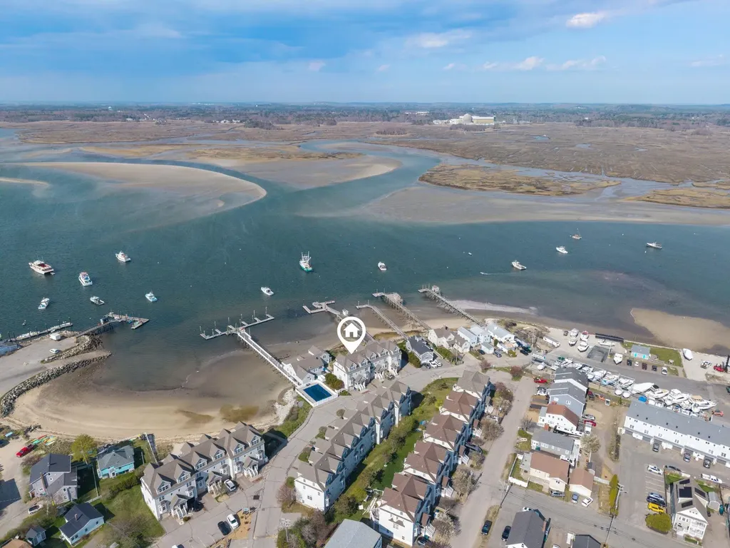 24 Harbor Road Hampton NH 03842