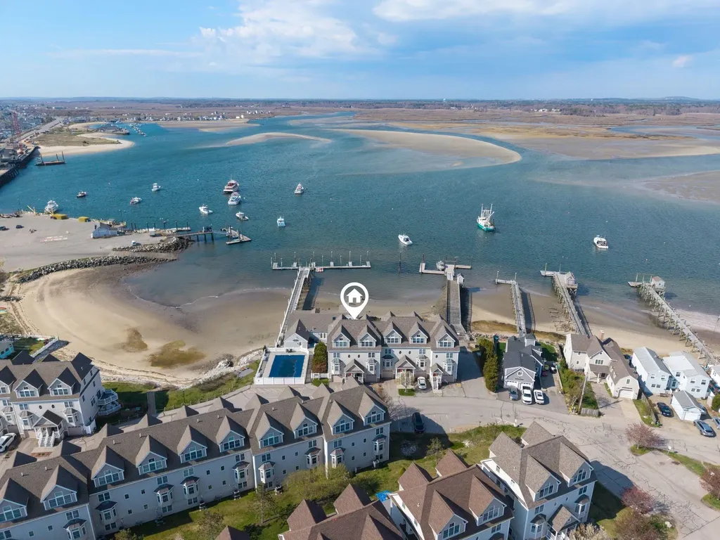 24 Harbor Road Hampton NH 03842