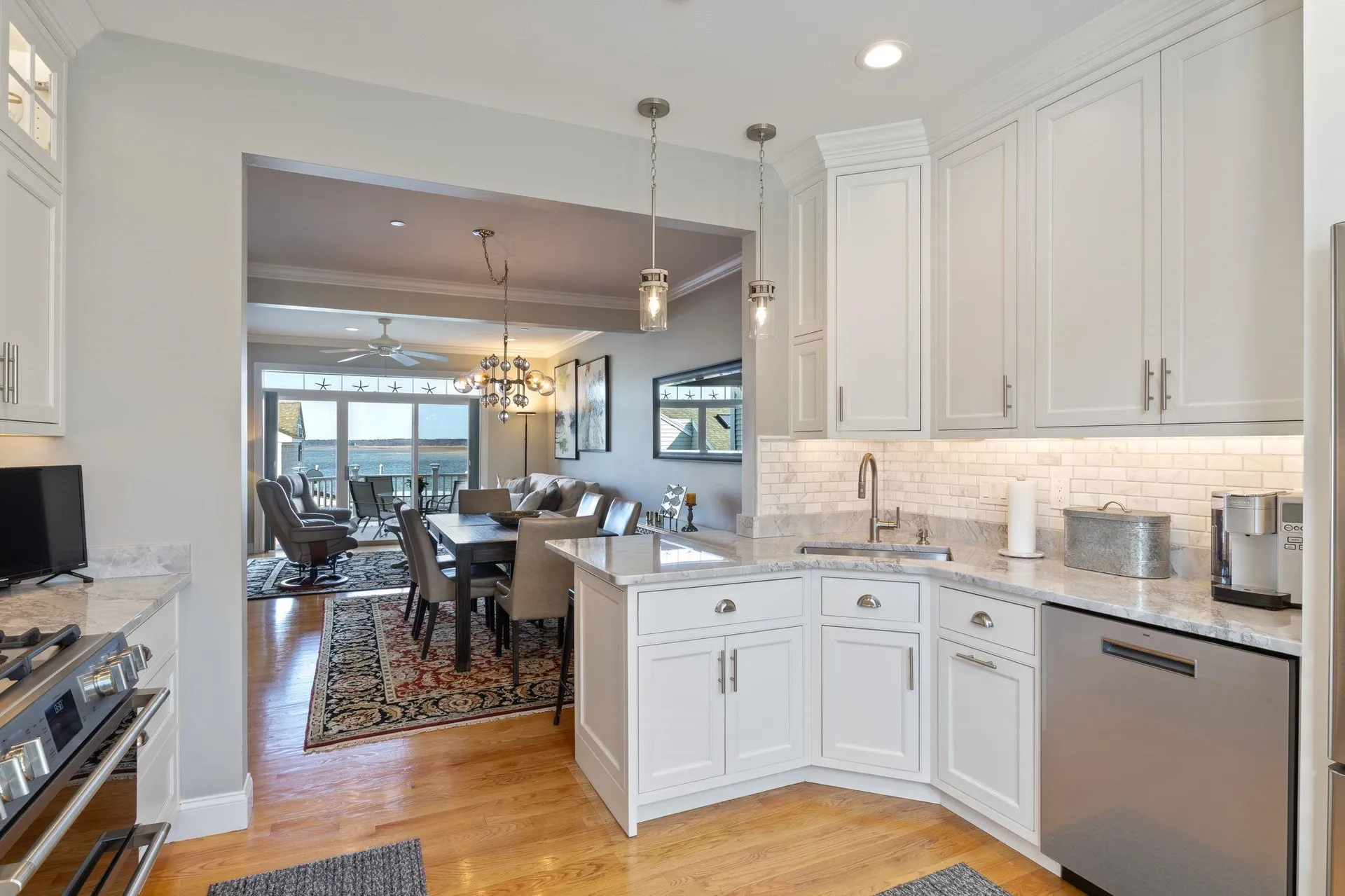 24 Harbor Road Hampton NH 03842