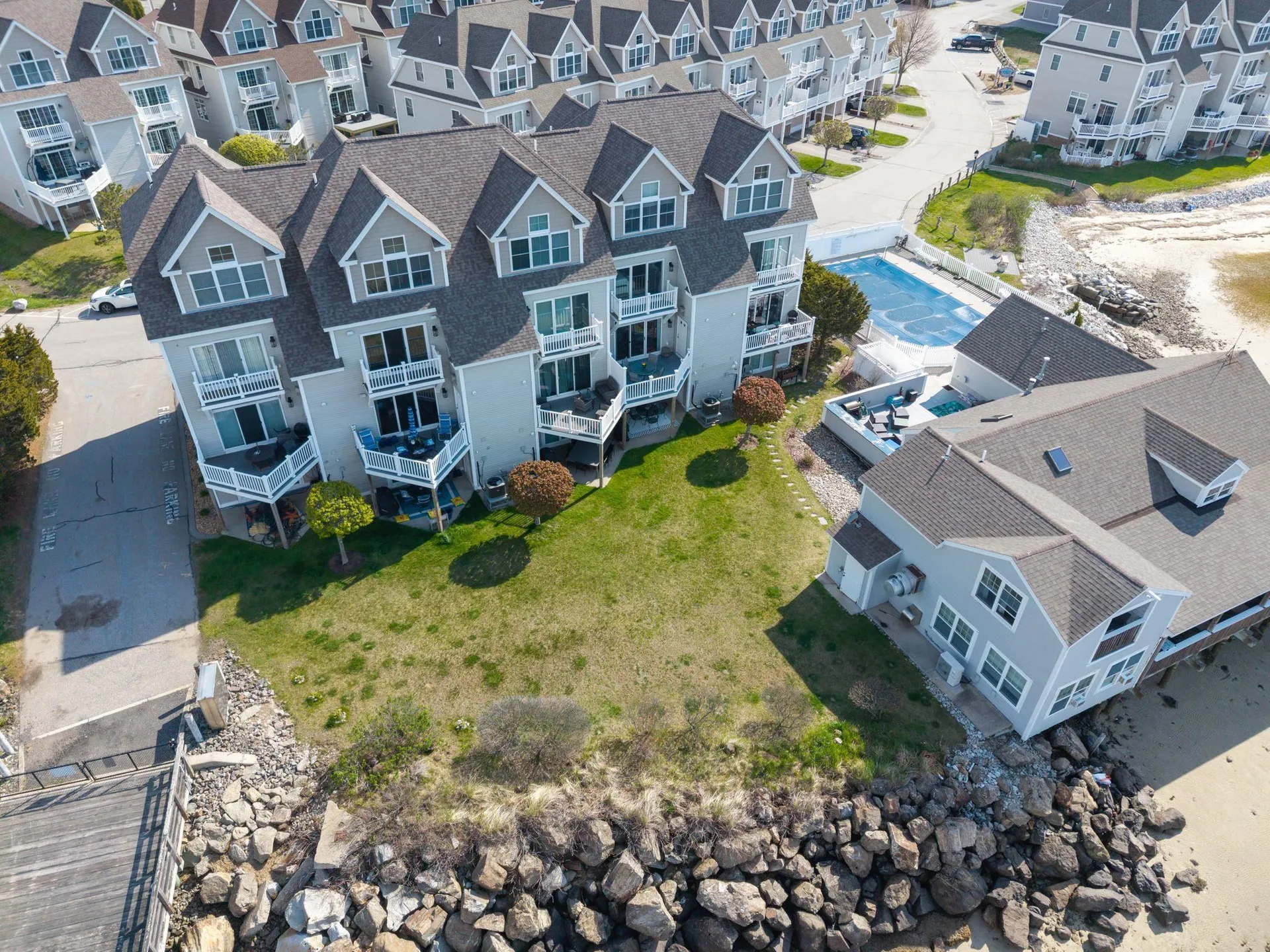 24 Harbor Road Hampton NH 03842