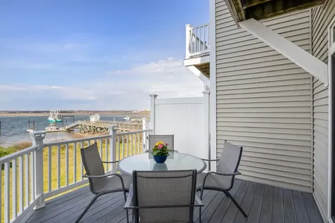 24 Harbor Road Hampton NH 03842