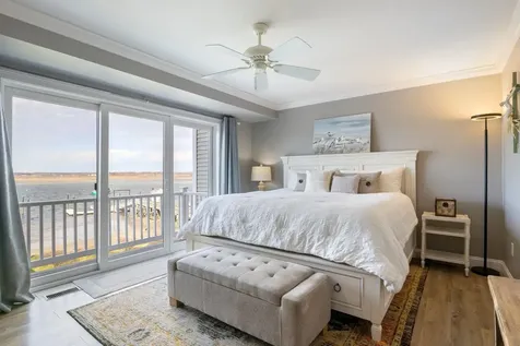 24 Harbor Road Hampton NH 03842