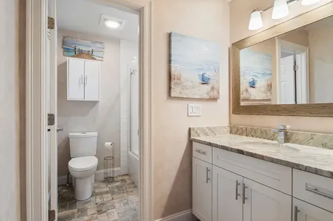 24 Harbor Road Hampton NH 03842