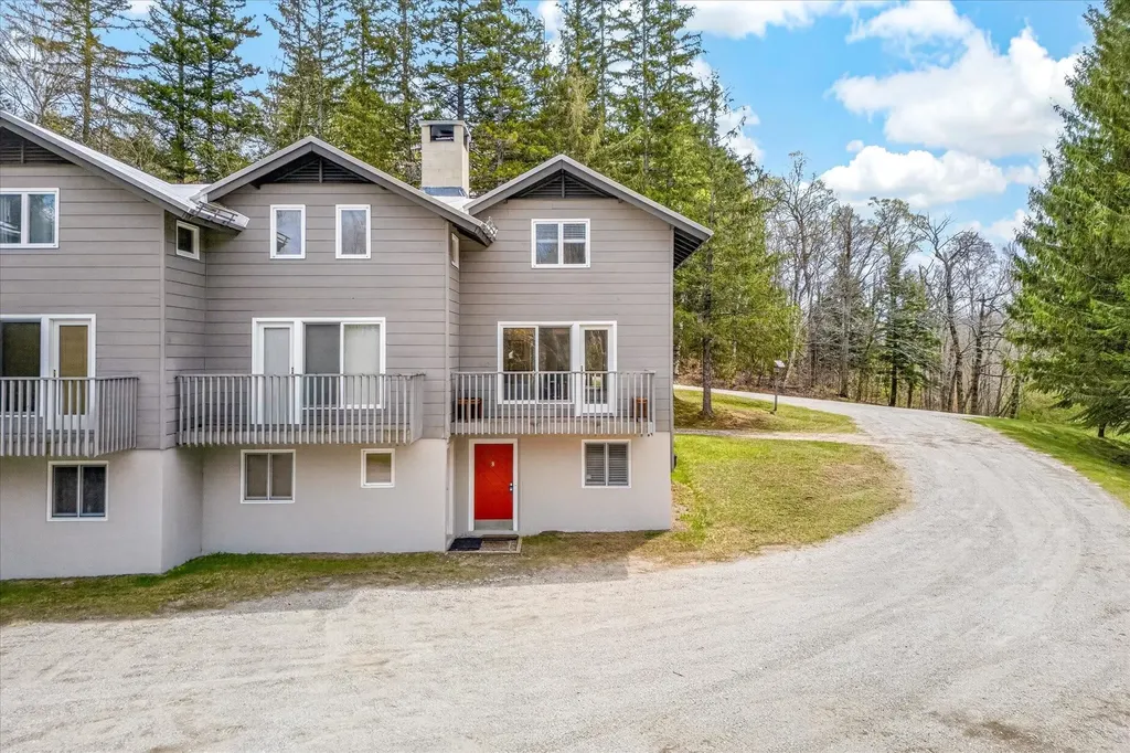 36 Birch Hill Road Winhall VT 05340