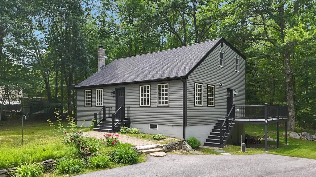 34 Brooks Road Barrington NH 03825