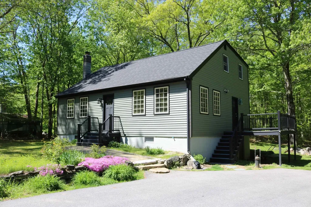 34 Brooks Road Barrington NH 03825