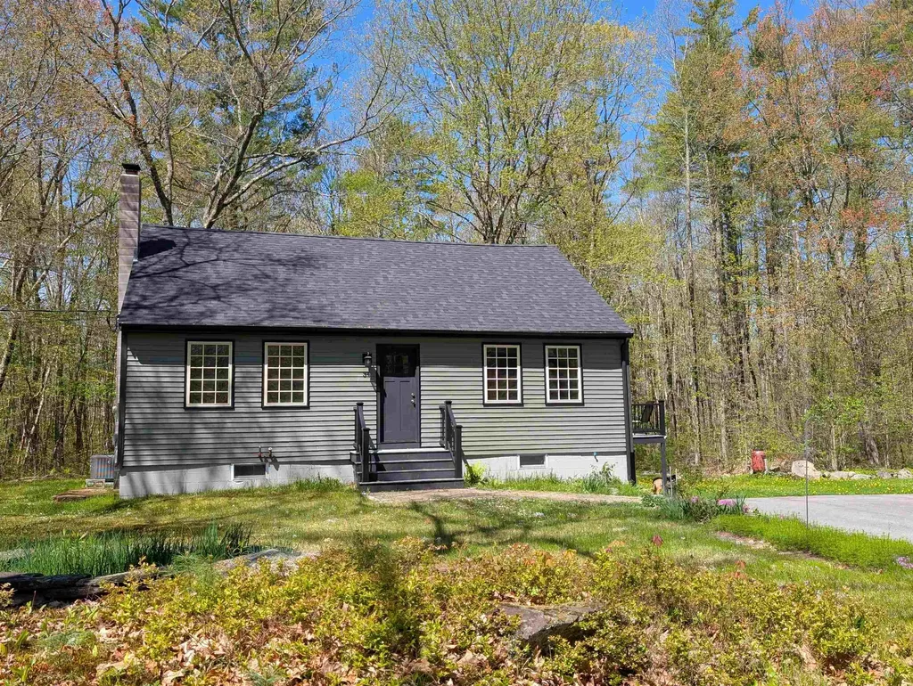 34 Brooks Road Barrington NH 03825